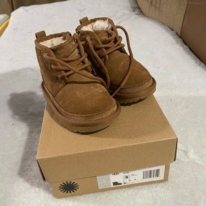 UGG BOOTS